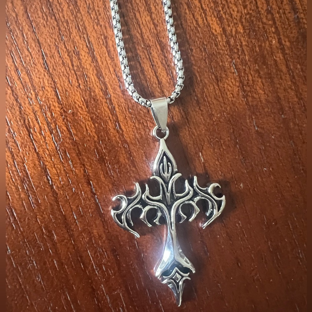 Cross pendant Necklace for Men silver jewel necklace very unique cross jewel✝️⚔️